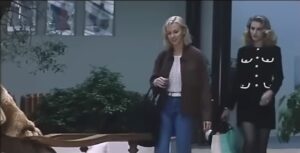 Maria arrive in Italy to visit her sister