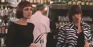 Maria meets up with Barbara to gather information.